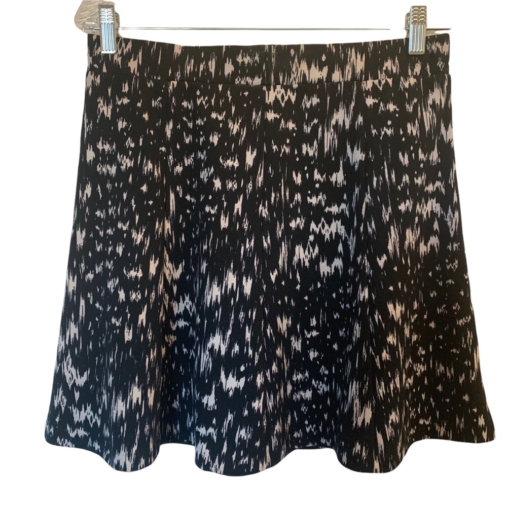 H&M Black & White Skater Skirt Size 10
